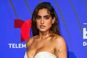 Video íntimo de Isabella Ladera y Beéle provoca reacción y promesas de acciones legales