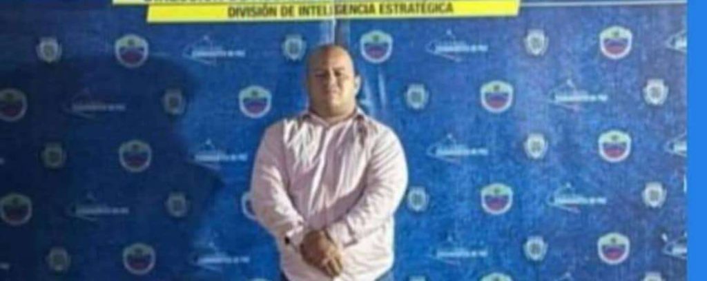 Abogado extorsionaba usando falsa credencial del Ministerio Público