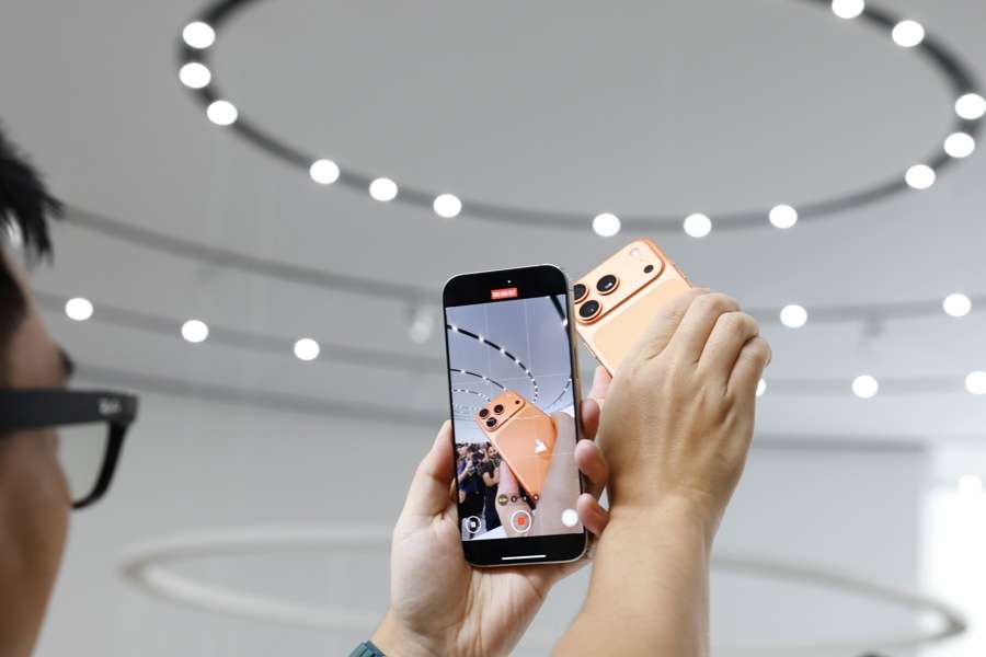 Apple presenta nueva línea iPhone 17 y mantiene sus precios