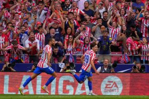 El Atlético gana el derbi madrileño con goleada 5-2 al Real Madrid