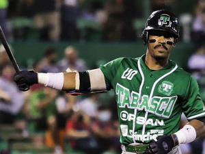 Bravos suma otros dos extranjeros a sus filas