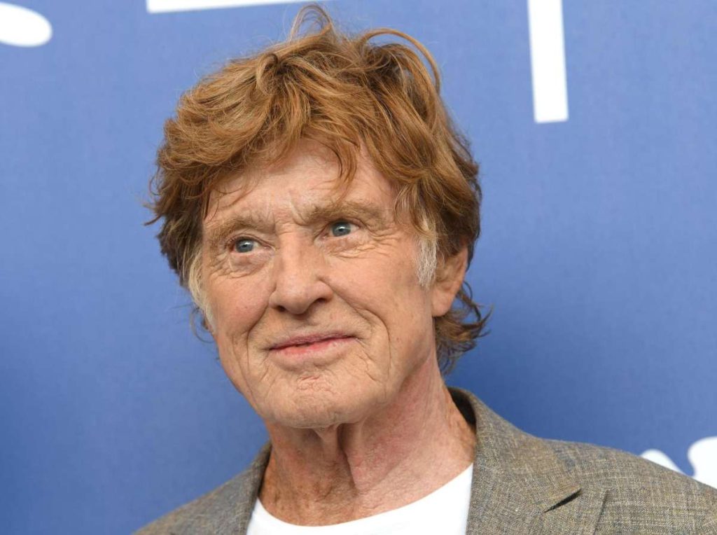 Celebridades dan el último adiós a Robert Redford