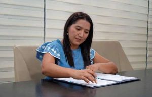 Con inversión internacional impulsan explotación de sal en Araya