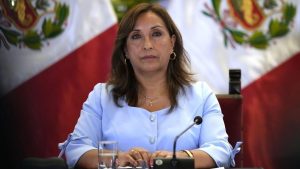 Congreso de Perú archiva denuncia contra Dina Boluarte