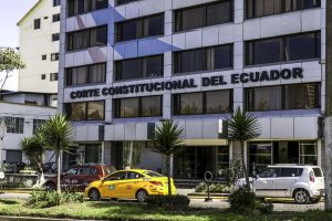 Corte Constitucional de Ecuador deja sin efecto dos leyes aprobadas por el gobierno