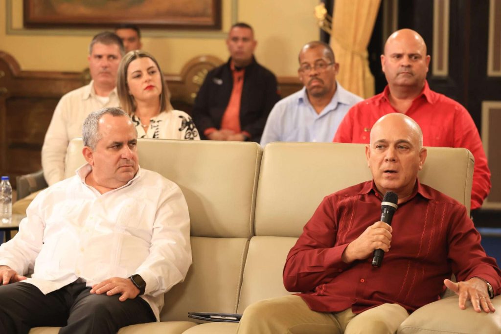 Cuba recolectará firmas en rechazo a las agresiones imperiales contra Venezuela