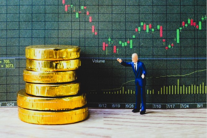 Héctor Andrés Obregón Pérez - Fondos de cobertura ¡El juego de las finanzas! - FOTO
