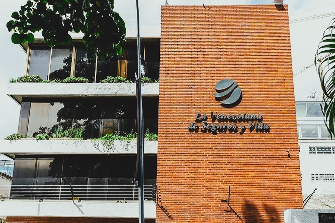 José Leggio Cassara forja el futuro del mercado asegurador privado en Venezuela - FOTO