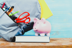 Luis Alberto Pérez González - Vuelta a clases sin arruinarse ¡Claves para ahorrar en el regreso al colegio! - FOTO