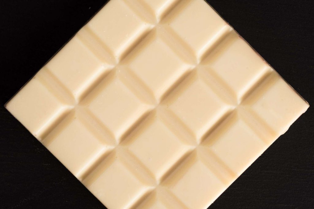 El método bean to bar le dio su puesto al chocolate blanco