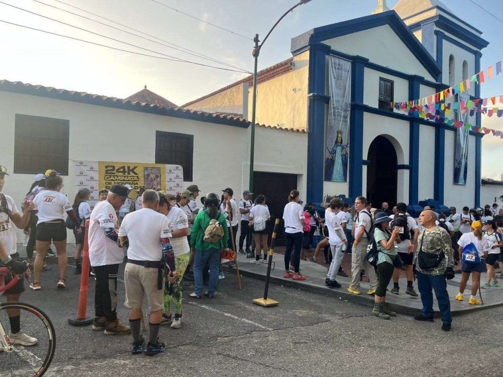 El pueblo de El Hatillo honra a sus patronos