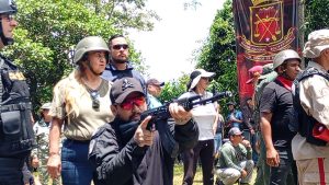 El pueblo se prepara en los cuarteles del país para defender la patria