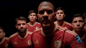 'La historia no nos abrirá la puerta, tendremos que tumbarla'