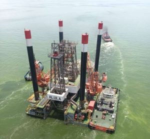 Llega a Venezuela plataforma petrolera flotante para proyecto de China Concord