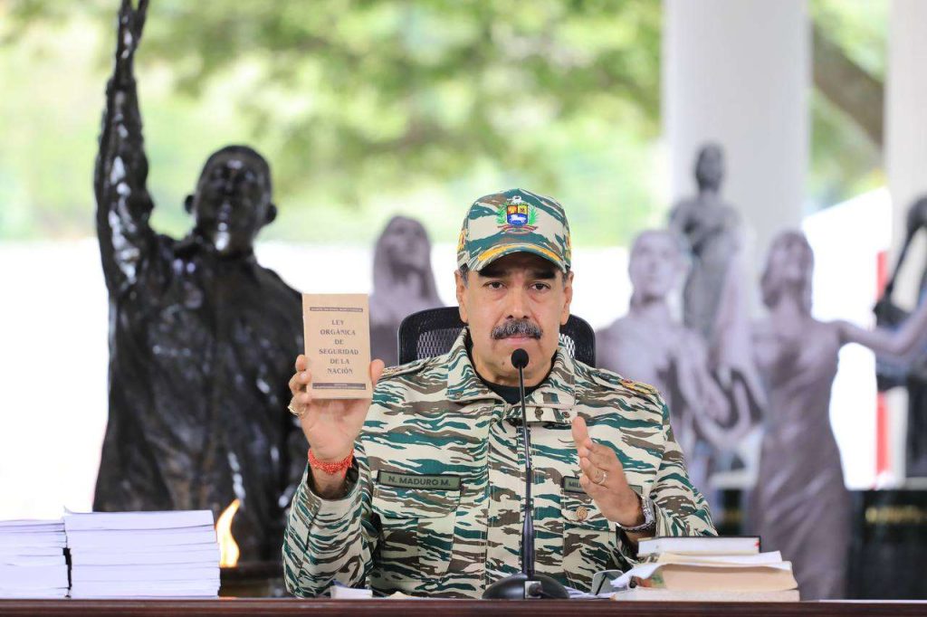 Maduro inicia la activación de las Unidades Comunales de la Milicia