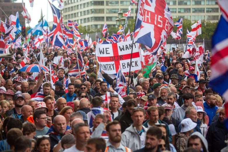 Marcha ultraderechista contra los migrantes inunda calles de Londres