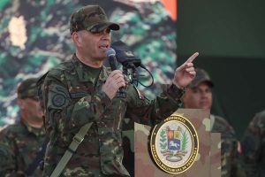 Padrino: la Patria no solo se defiende con fusiles