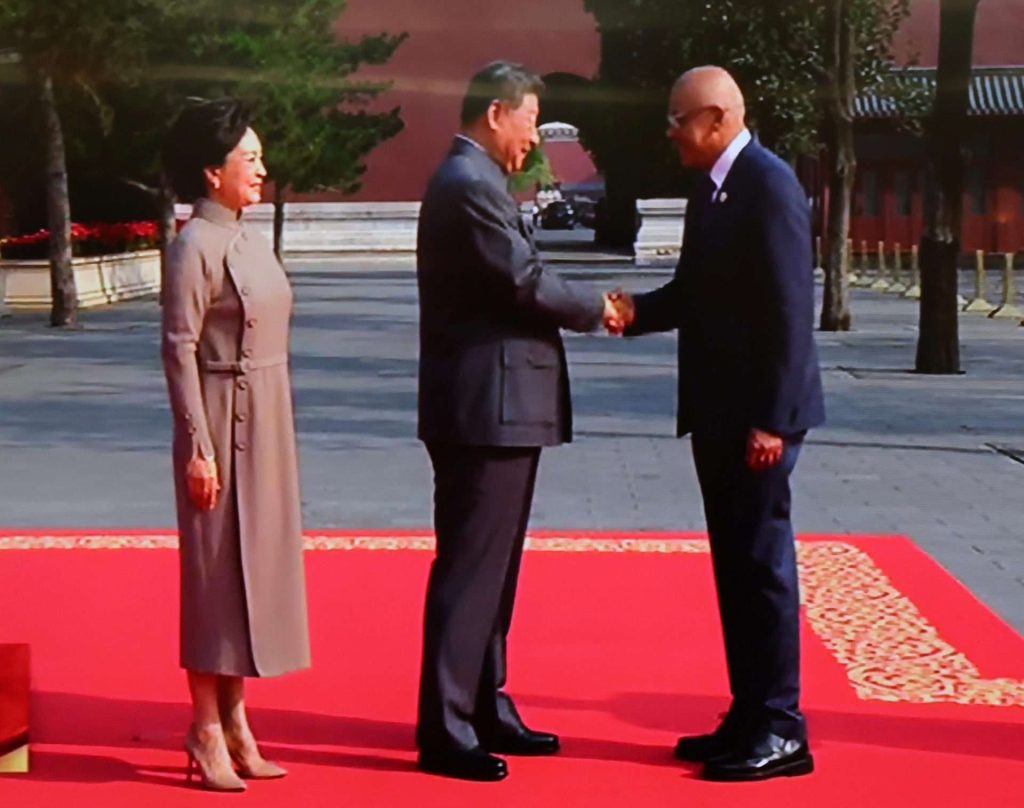 Presidente de la AN arriba a China para conmemorar el Día de la Victoria