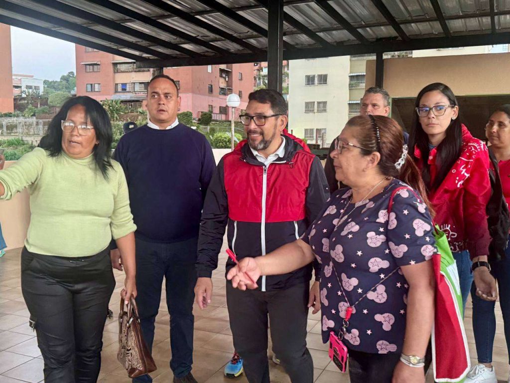 Proyectos socioproductivos impulsan calidad de vida de residentes en Los Teques