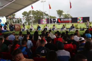 Rodríguez: Venezuela es epicentro de formación para jóvenes del mundo