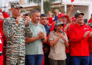 Vicepresidenta: EEUU quiere apropiarse del petróleo y el gas del país