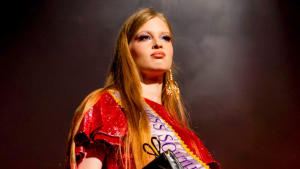 La hija transgénero de Elon Musk deslumbró en la Semana de la Moda de Nueva York: los detalles de su look