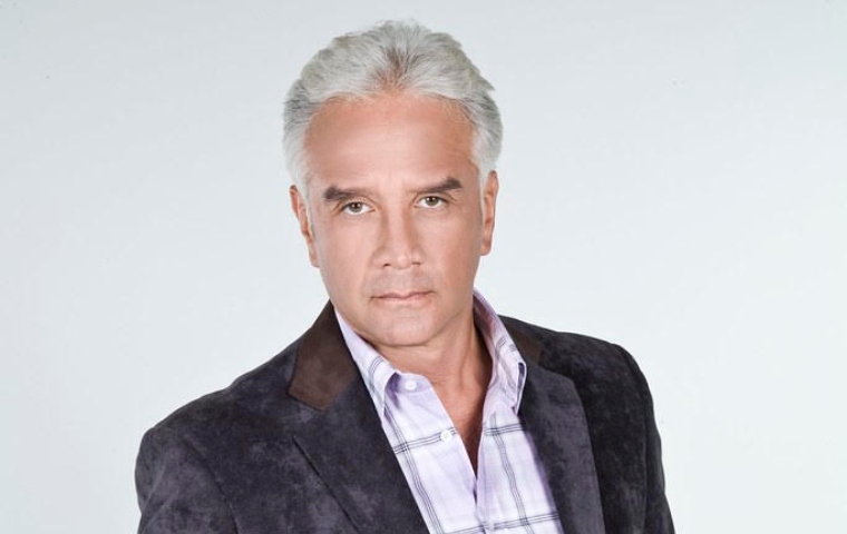 Aroldo Betancourt se une a la taquillera obra “Perfectos Desconocidos” [+Funciones especiales]