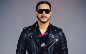 Kaky Ramos estrena “Señora razón”, un llamado a la reflexión global