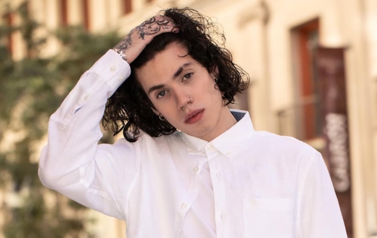 Hijo de Marc Anthony y Dayanara Torres, revela cómo “negó” a sus padres para proteger su identidad y construir su propio camino