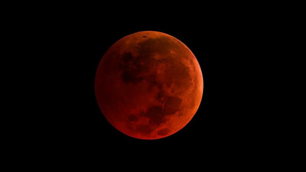 cuándo y dónde se podrá observar el eclipse lunar total de septiembre