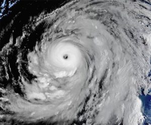 Las impactantes imágenes desde el espacio del supertifón Ragasa, que sacude Filipinas y el sur de China