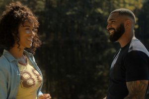 está basada en La Biblia