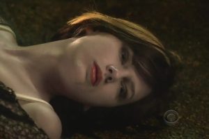 Todos nos hemos olvidado del primer papel de Taylor Swift, pero su papel de muerta en 'CSI' ha definido toda su carrera