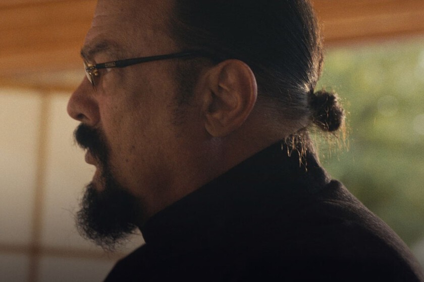 Steven Seagal presenta su primera película en seis años. Así luce el regreso de la estrella del cine de acción