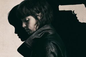 Un fantasma en la batalla (2025) crítica - llega demasiado tarde. . La película de Netflix es más sobria que 'La infiltrada' pero se queda en tierra nadie