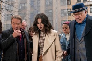 'Solo asesinatos en el edificio' tendrá temporada 6 y una mudanza. El creador de la magnífica comedia de misterio explica por qué abandonan Nueva York