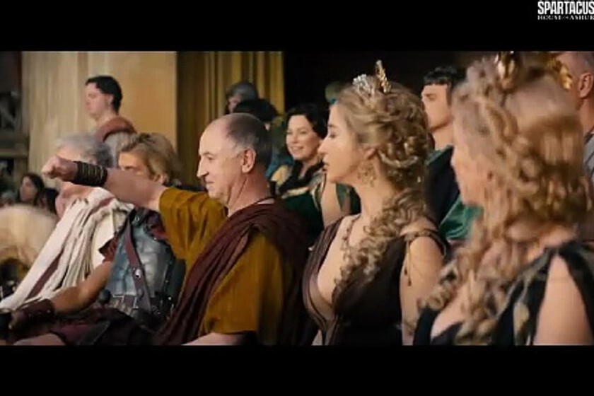 No sabemos todavía cómo la veremos en España, pero este es el brutal tráiler de la nueva 'Spartacus'. 'House of Ashur' promete un regreso a lo grande del péplum más sangriento