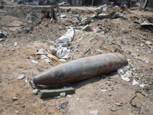 30 años tardará limpiar de explosivos a Gaza