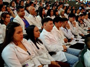 924 merideños se incorporan a la Universidad de las Ciencias