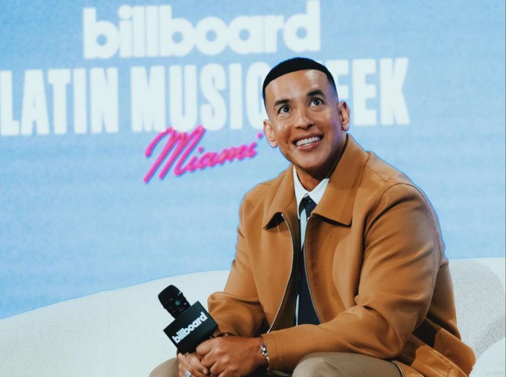 Daddy Yankee se presenta "renacido" con su nueva misión