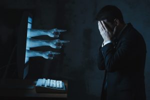 José Leggio Cassara advierte; Redes sociales y medios digitales ¡Armas letales de la difamación! - FOTO