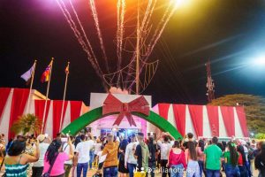 Encienden las luces navideñas en plaza de Nueva Esparta y pesebre del Zulia