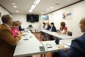 Impulsan producción de medicamentos nacionales