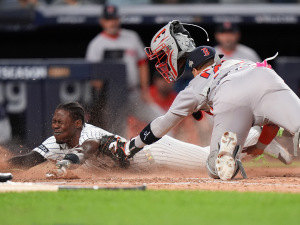 Jazz Chisholm Jr obliga a un Juego 3