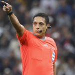 ¡Orgullo! El venezolano Jesús Valenzuela es nominado a mejor árbitro del mundo