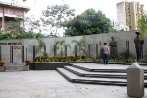 La madre Carmen tiene su plaza en Altagracia