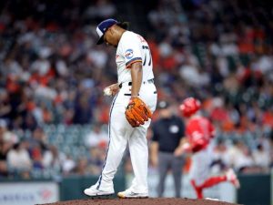 Luis García se sometió a su segunda cirugía del codo