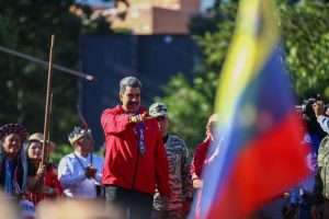 Maduro ordena acelerar la expansión de la milicia Bolivariana indígena