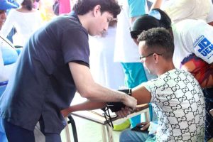 Más de 600 jóvenes recibieron atención médica en Cumaná