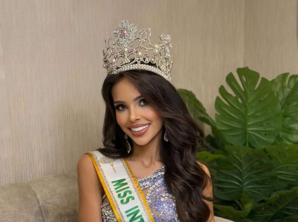 Miss International Venezuela visitó Embajada de Japón